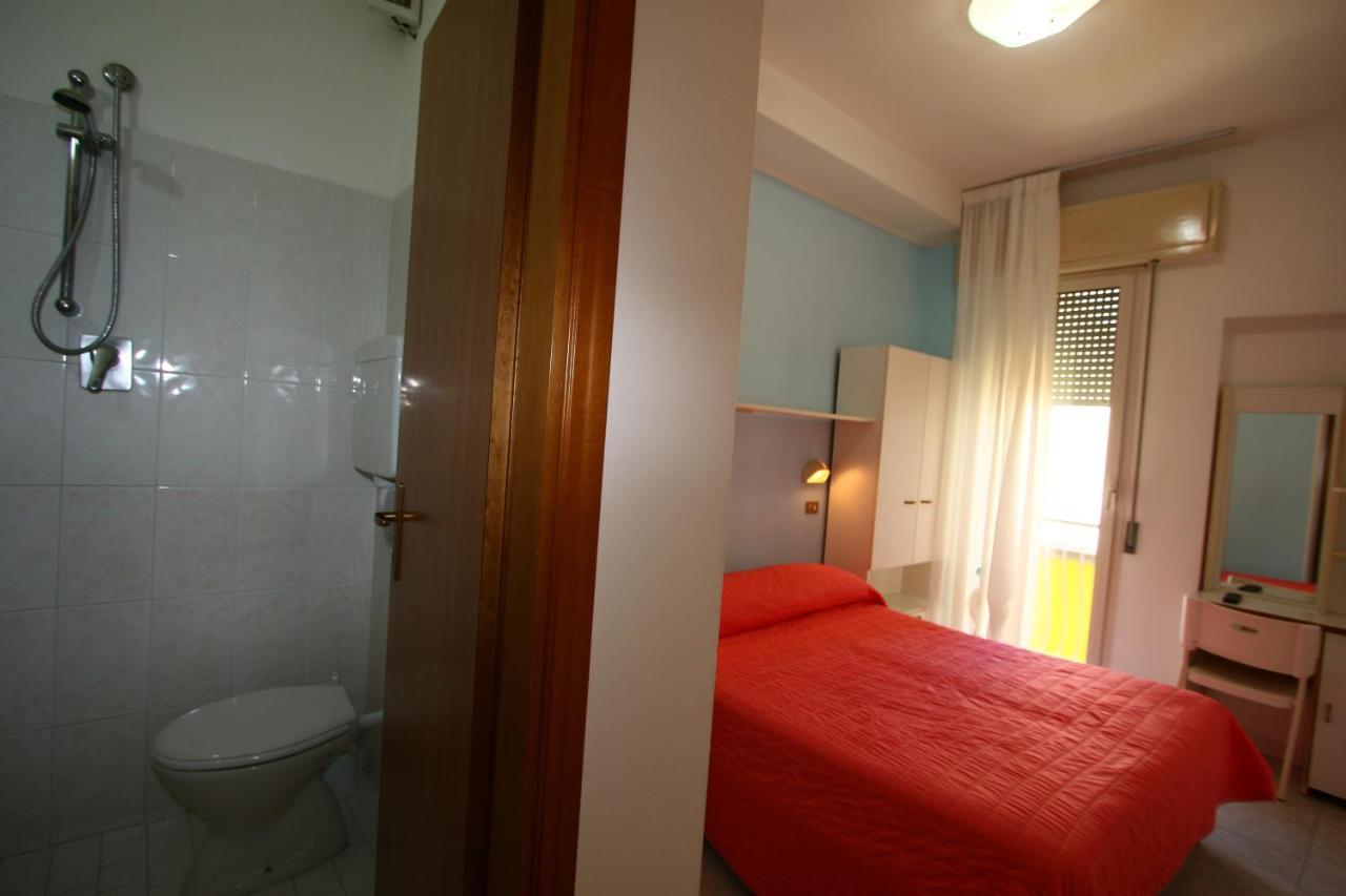 Hotel Giannella Rimini Eksteriør billede